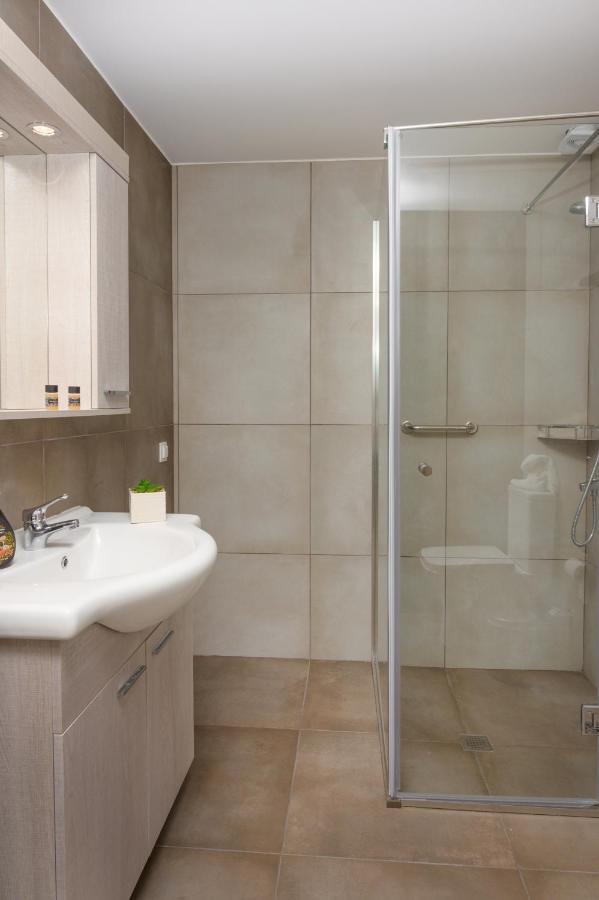 M&B Boutique Apartments Nea Roda Exteriér fotografie